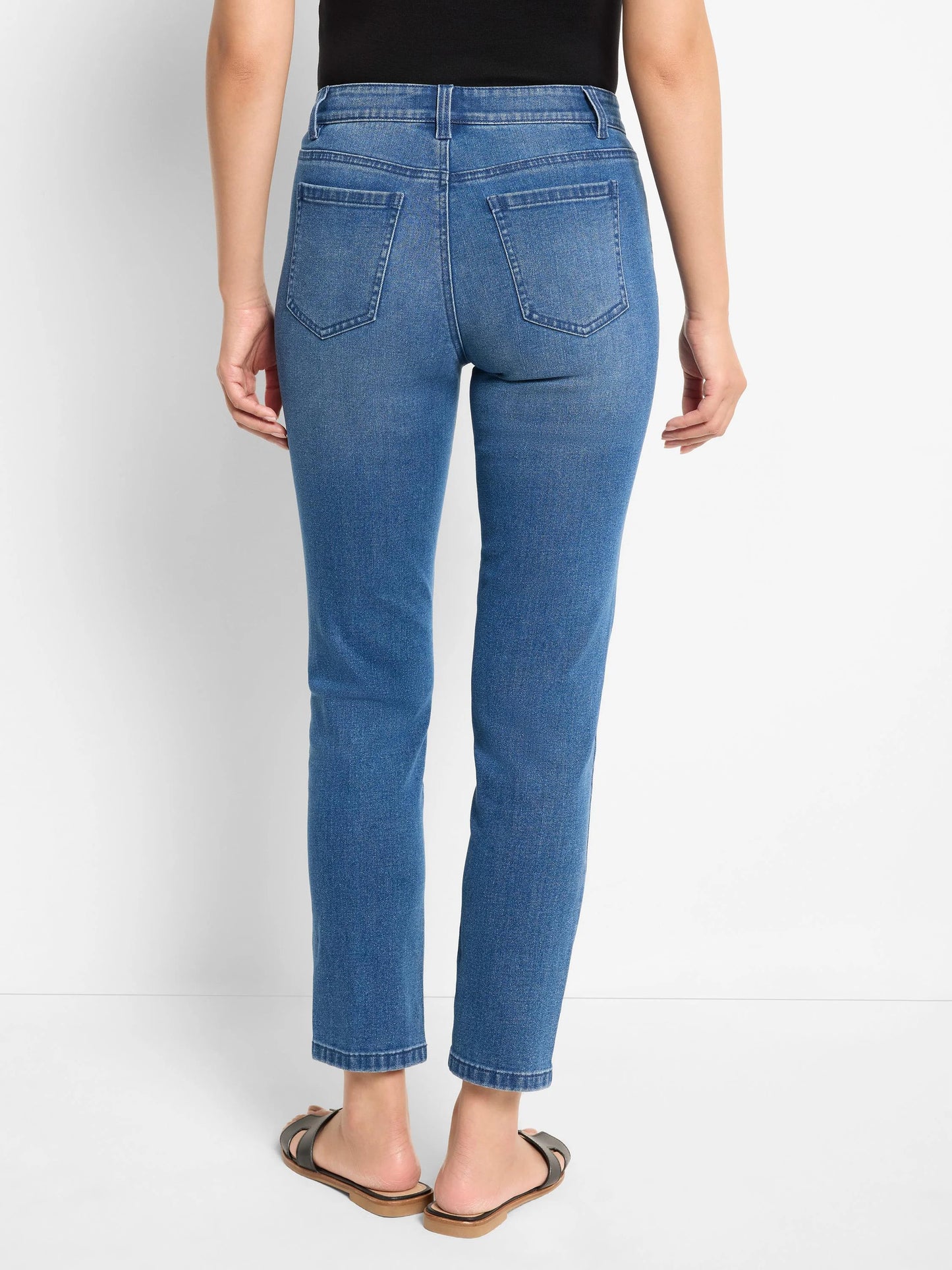 Recess Straight Ankle Jeans
