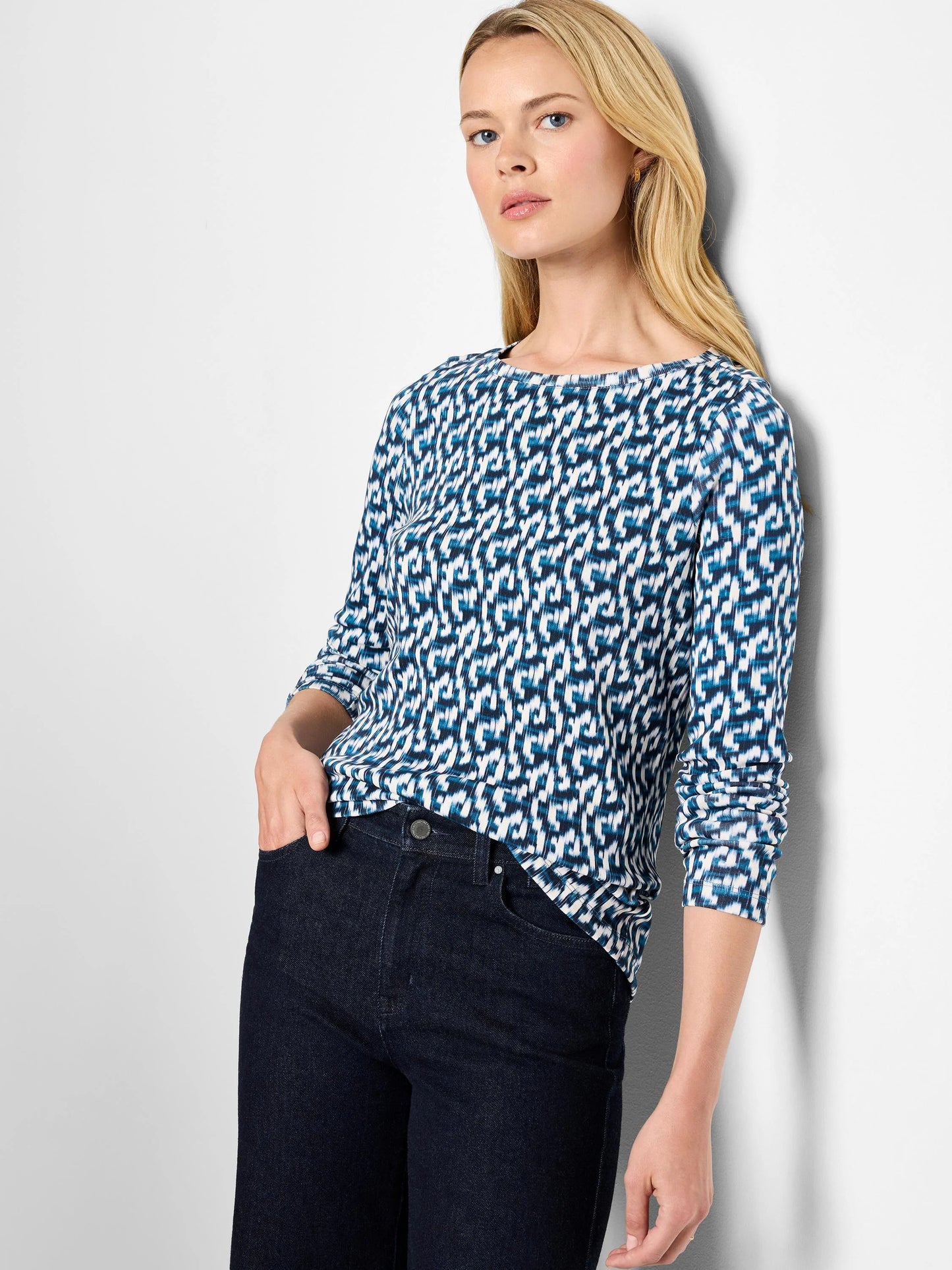 NZT Long Sleeve Printed Boat Tee