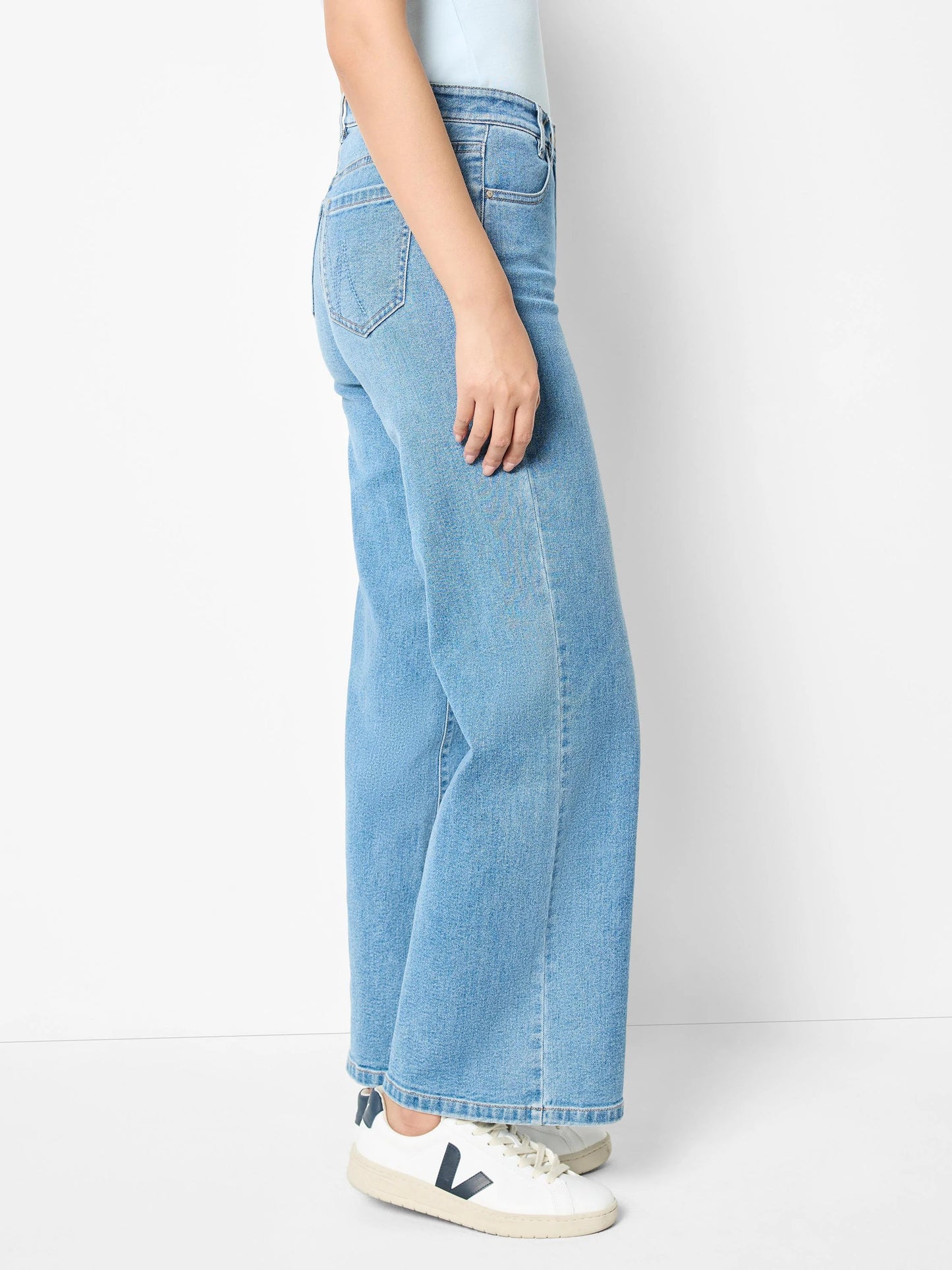 Wide Leg Weekend Ankle Jeans