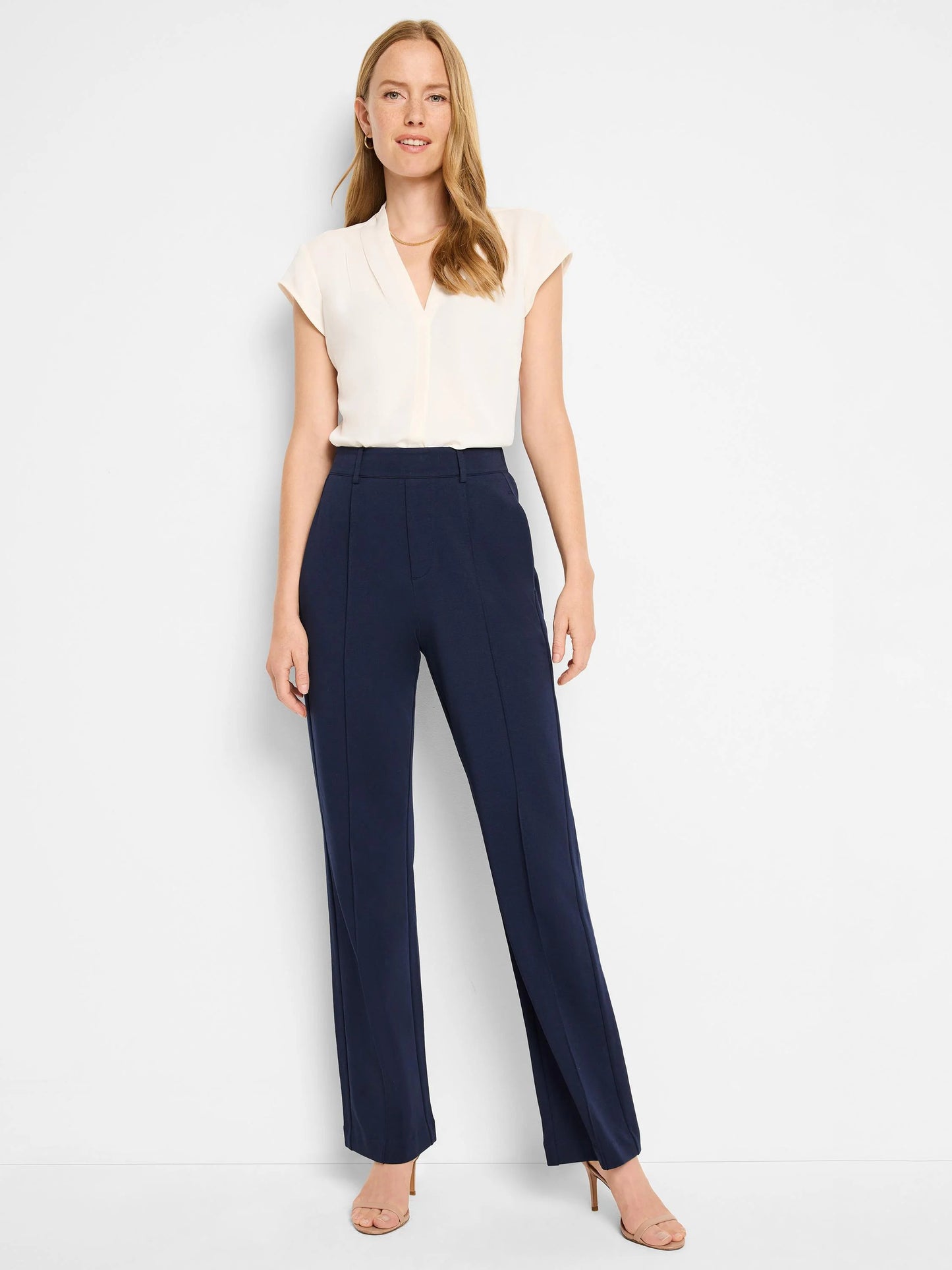 Knit Wide Leg Pleated Pant